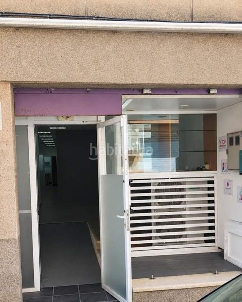 Foto 1cf29330-6951-4796-89d5-2f99cfdf93c4. Local comercial a Centre-Estació Gavà