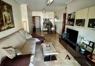 Pis a El Carmen - Cardeñas. Piso en venta en avenida cristóbal colón  las colonias, huelva