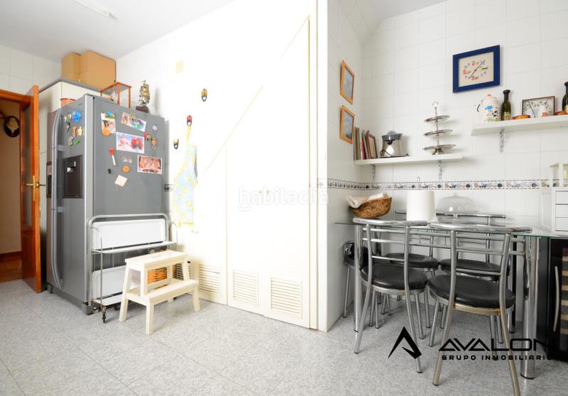 Foto b30bb86e-0340-4e50-98a3-7ccfc1f96012. Piso  en venta en aviador ramon franco en Reina Victoria - Matadero Huelva
