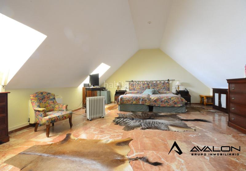 Foto ef1d0b87-8df4-47a0-870a-6820e3197c04. Piso  en venta en aviador ramon franco en Reina Victoria - Matadero Huelva