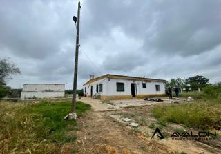 Masia  Plaza polígono industrial colmenil. Casa de campo a reformar en gibraleón