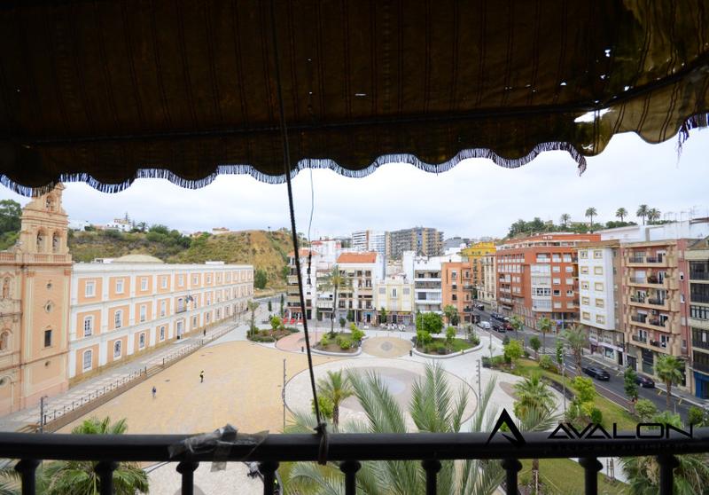 Foto 16da9a30-ce1a-4669-bd07-9ddc134a13be. Pis amb aparcament a Centro Huelva