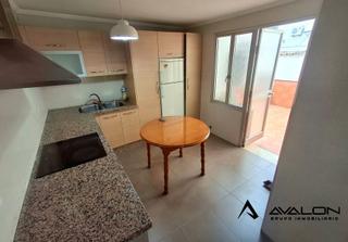 Appartement en El Carmen - Cardeas. Piso en venta en la barriada del carmen