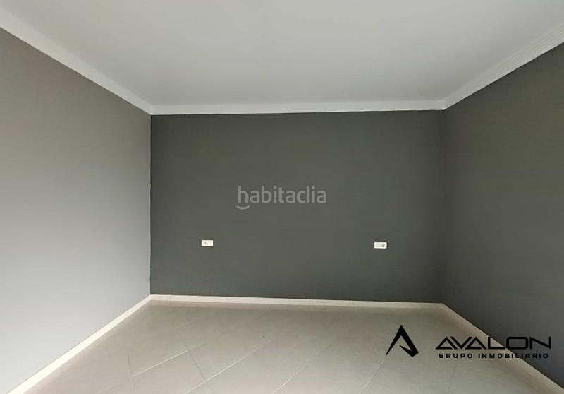 Foto dc80ae74-a624-43eb-ba5f-0b9cc149ef22. Piso amplio piso - huelva en Beas