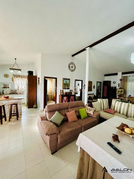 Foto b81206c7-dbaa-4584-b04a-254979754268. Masia amb piscina a Núcleo Urbano Aljaraque