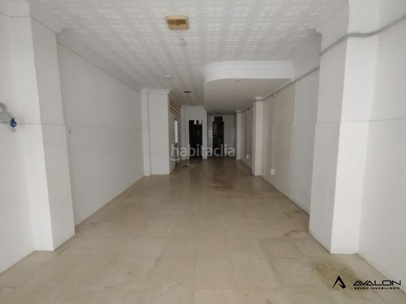 Foto c73d7390-d1db-4ea9-88c1-9b2a2a2bed16. Geschäftsraum in Isla Chica Huelva