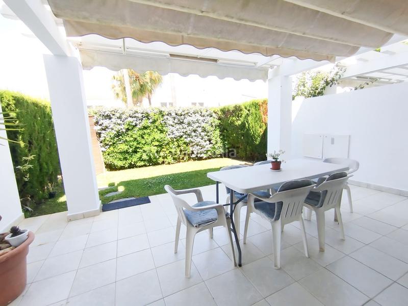 Foto c6a9f7a8-929a-49b7-9f0a-ef2c017cebce. Chalet with pool in El Rompido