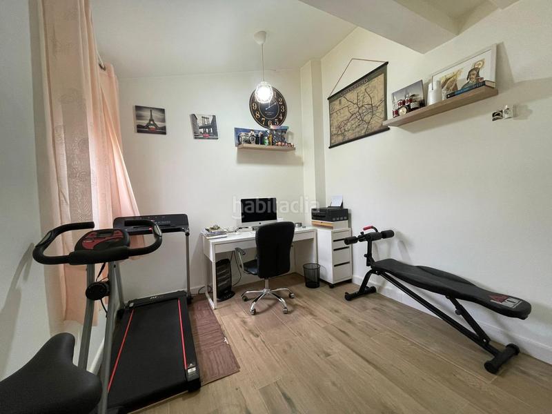 Foto 15346ab9-0f8c-4159-bd5d-2dc9230fc303. Casa adossada amb aparcament a Villanueva del Ariscal