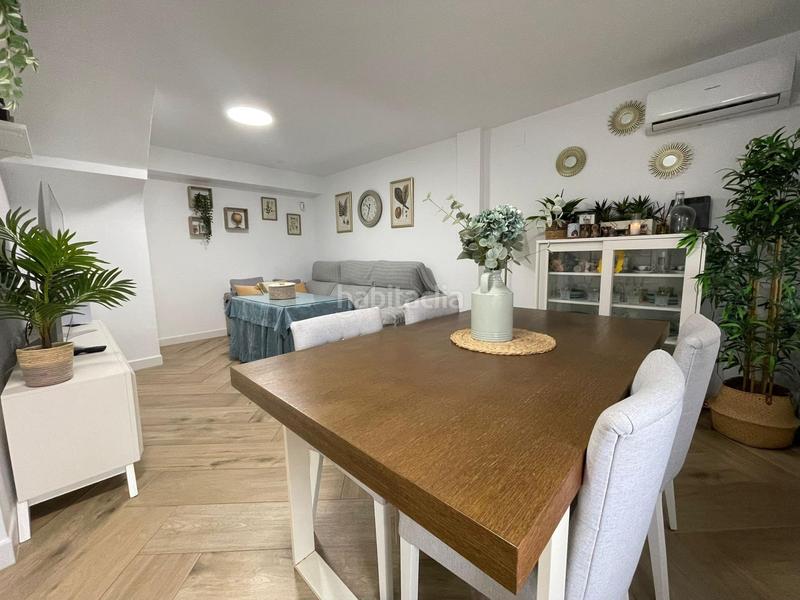 Foto 496e0b26-ddf8-4696-a923-1c6d06f04274. Casa adossada amb aparcament a Villanueva del Ariscal