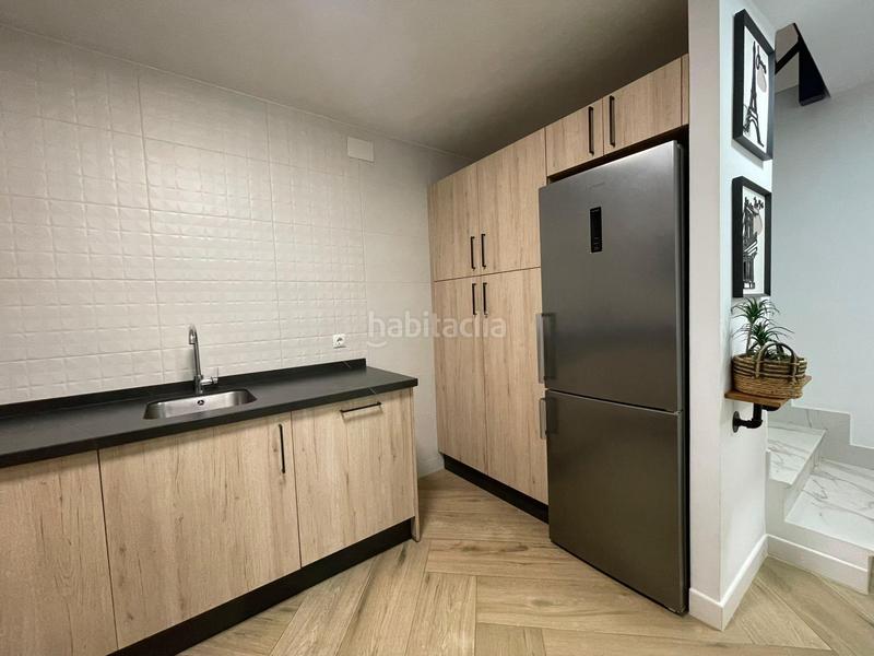 Foto 9dca1a37-9129-4e85-bd74-6469ff289b12. Casa adossada amb aparcament a Villanueva del Ariscal