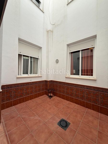 Foto 15b82b4a-e029-43bb-81d3-6a16da776626. Casa amb aparcament a Puebla de Guzmán