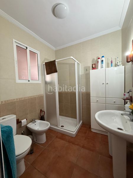 Foto d4550cdc-9dcf-4011-900d-50f4a9a0508d. Casa amb aparcament a Puebla de Guzmán