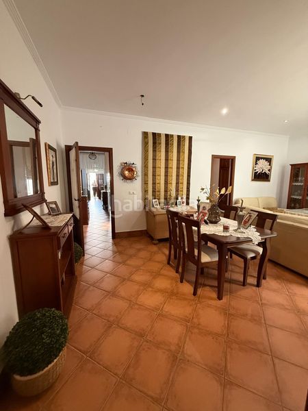 Foto eebfe642-a440-4261-9e84-ab7b81302a68. Casa amb aparcament a Puebla de Guzmán
