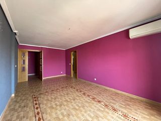 Flat in Nuevo Parque - Los Rosales - Tráfico Pesado. Piso en los rosales  huelva capital