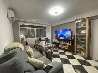 Flat in La Hispanidad - Verdeluz. Piso en la hipanidad
