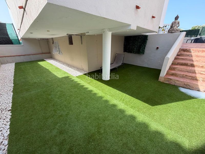 Foto e986e698-ed61-4660-b104-5b58a4f547ef. Casa aparellada amb aparcament a Ayamonte ciudad Ayamonte