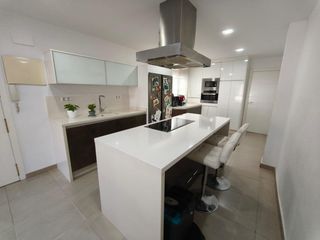 Flat in Reina Victoria - Matadero. Piso en venta en calle arquitecto pinto