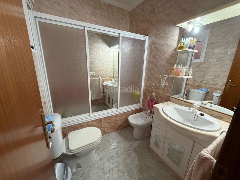 Foto 580c8db7-f2e2-4148-9b58-51985b0df46c. Casa adossada a Núcleo Urbano Aljaraque