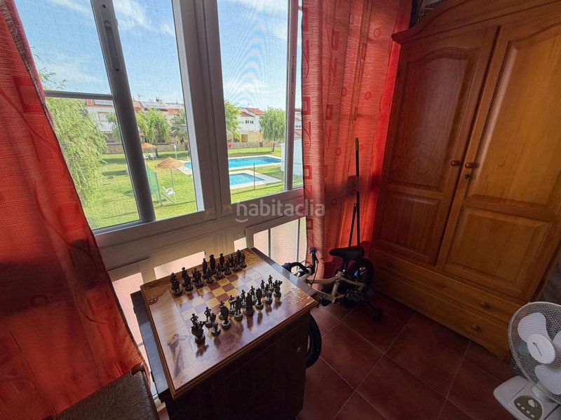 Foto a15ee18c-878e-46ca-9ff7-518ce983fe19. Casa adossada a Núcleo Urbano Aljaraque