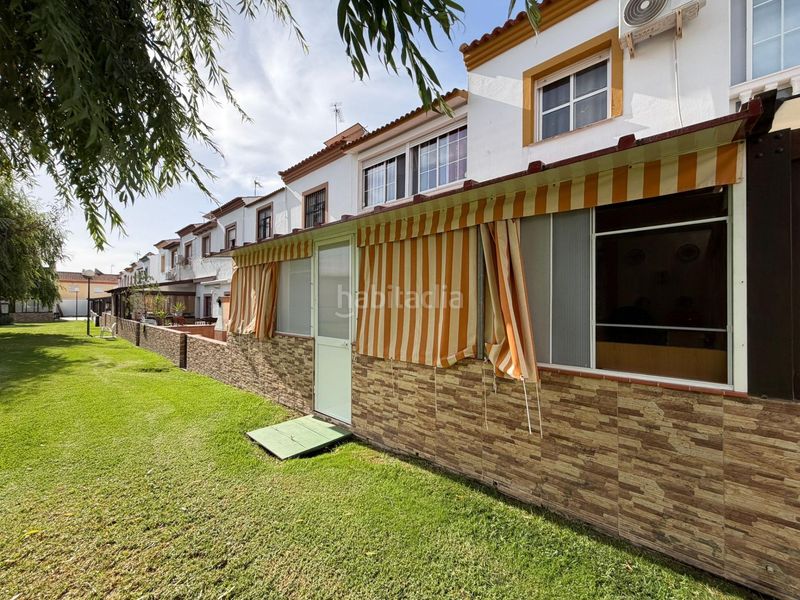 Foto f3b081ae-efa2-4499-bece-a7e2d3e3f91a. Casa adossada a Núcleo Urbano Aljaraque