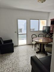 Pis a Taco - Los Andenes - Las Chumbreras. Piso en san matias que se vende con local comercial