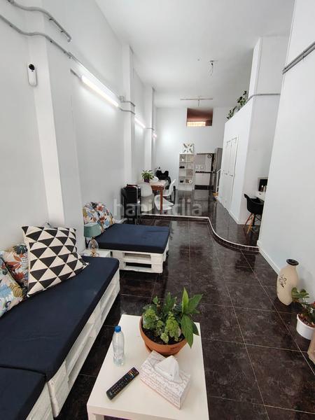 Foto 735c6ccc-e047-498b-9278-79eb23e5db20. Local comercial  a pie de calle con sotano en Arona