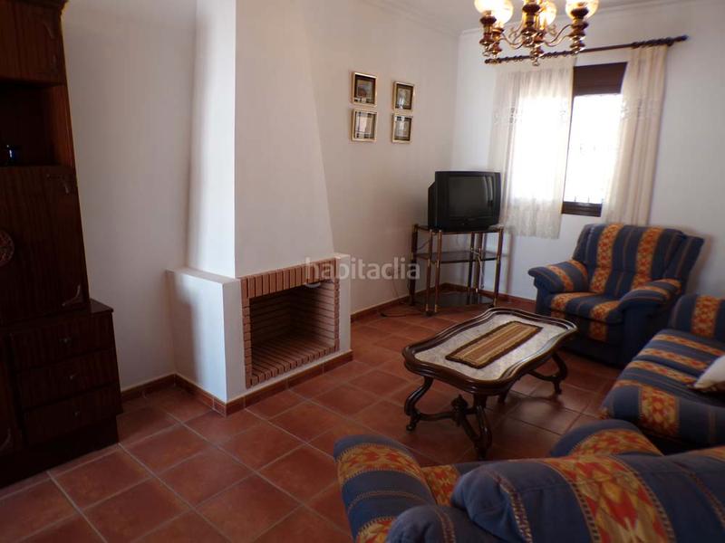 Foto 3d43c7b4-036d-41f8-bd12-2cc6eb6ec7f9. Casa adosada  en entorno natural en Marines (Los)