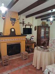 Casa a Galaroza. Casa en venta en galaroza, 4 dormitorios.