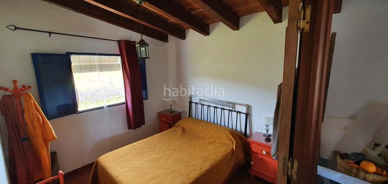 Foto 9d41b6a9-9b5b-43e9-a181-b3aeb0151729. Masia a Aroche