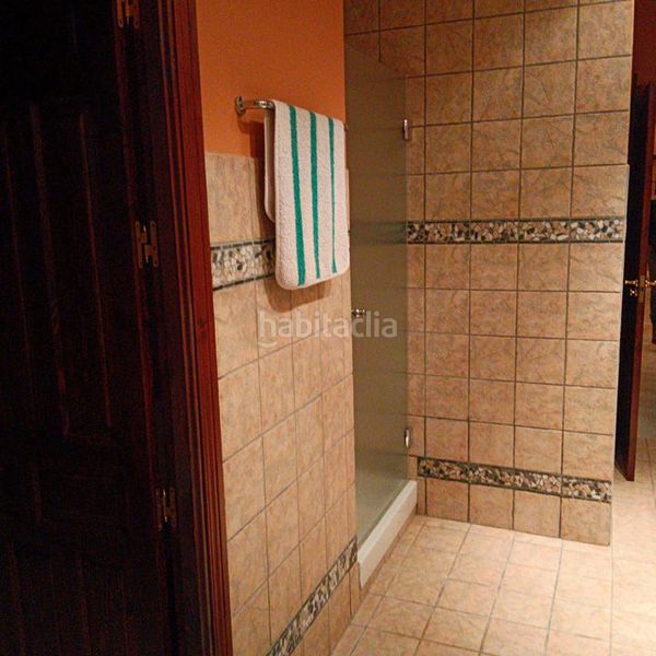Foto c54db5e2-6d0d-4b7a-9ae2-baa182c77708. Xalet amb aparcament a Marines (Los)