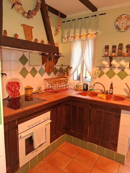 Foto afe9b5a5-dd21-4d54-af6c-47d0c453154a. Casa a Galaroza