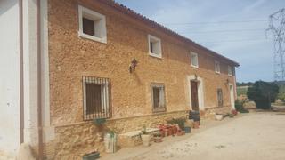 Finca rústica a Font de la Figuera (la). Finca en fuente la higera -valencia