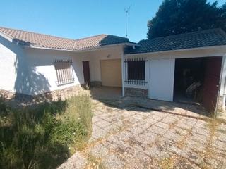 Chalet en Paseo del monte 230. Pinar de puenteviejo