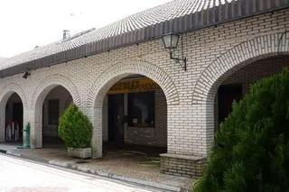 Local commercial à Avenida del pinar 567. Se vende local
