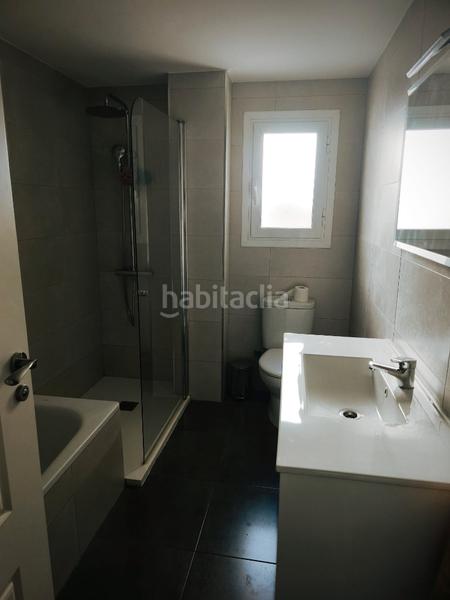 Foto fb6c9869-9e77-4e3e-be3c-171a0c8fde4c. Piso en Nou Moles Valencia