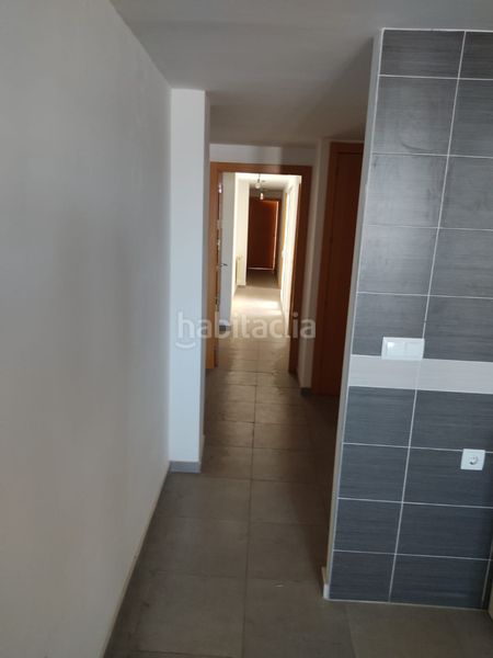 Foto 24315db0-d01a-4f1a-bdc2-ff7d87f125d7. Pis amb calefacció aparcament a Almendralejo