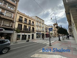 Etagenwohnung in Centro. Piso de 3 dormitorios + plaza de cochera en pleno centro de ante
