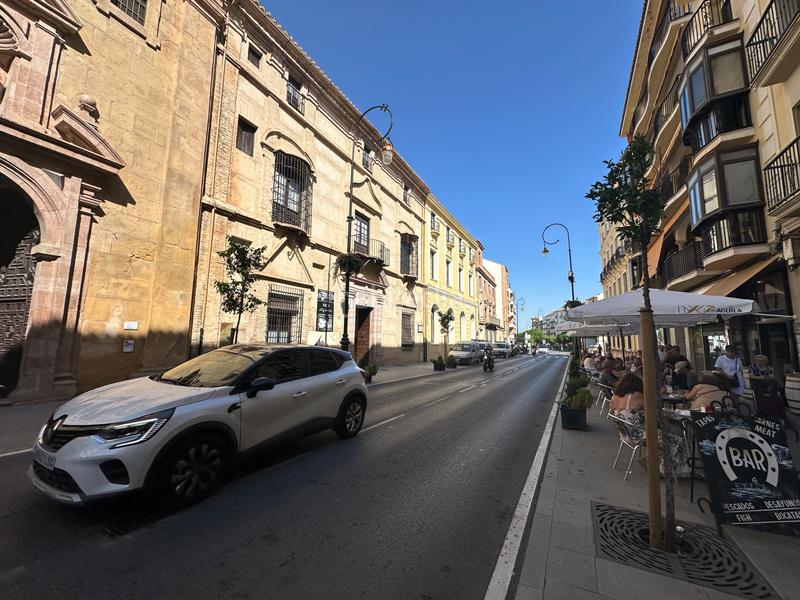 Foto d74aa423-91a4-4f8d-87ee-58c4b250ea6a. Lloguer local comercial a Centro Antequera