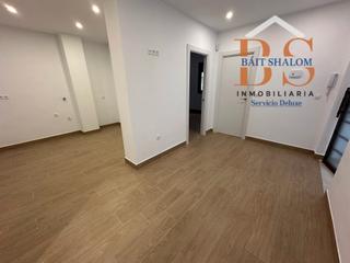 Pis a Centro. Piso a la venta a buen precio!