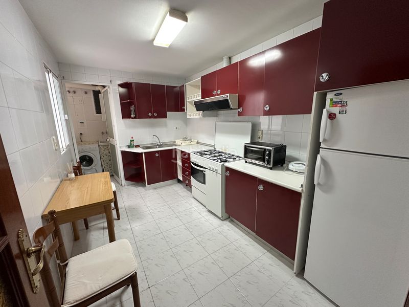 Foto 8c02295b-47ff-42d5-a9cc-459748b1372b. Rent flat in Centro Antequera