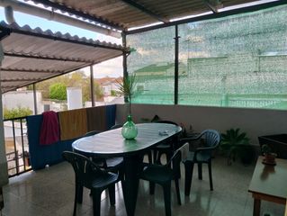 House in Campillos. Se vende casa en campillos espaciosa y con muchas posibilidades.