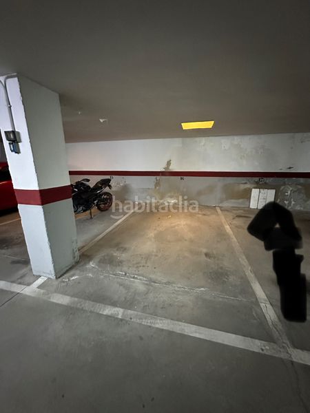 Foto f9f942c8-dc6b-4cba-971b-fa3c8672a45e. Aparcament cotxe a Centro Antequera