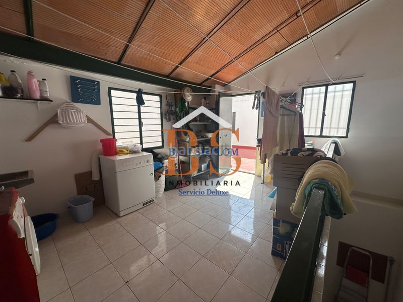 Foto 60094a87-1f66-4543-92a6-6e7bf67fe1b2. Casa a Centro Antequera