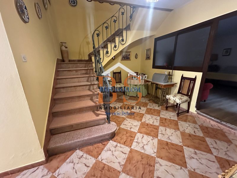Foto d784eff2-6c17-48d9-a069-429f1765400f. Casa a Centro Antequera