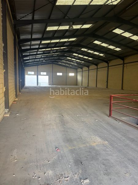 Foto a1c7d3cd-bcd7-4a0e-a90c-b149811a9bf0. Location bâtiment à usage industriel dans Bobadilla - Bobadilla Estación - La Joya Antequera