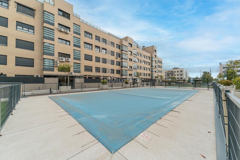 Foto 2e0c686e-3921-4ee4-a3fa-7b8315b125c1. Pis amb calefacció aparcament piscina a Universidad-Hospital Fuenlabrada