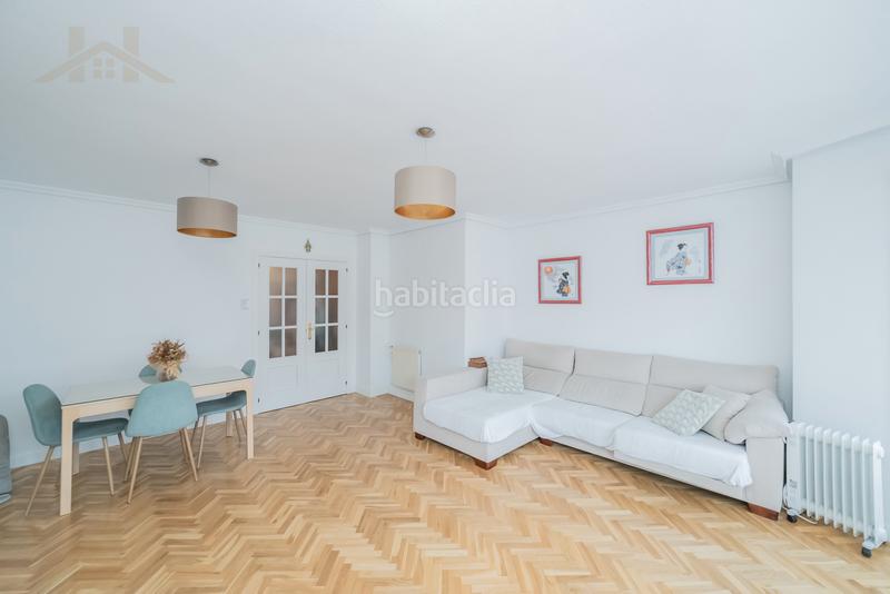 Foto cc3cd9e4-9796-463f-bcee-f23af3e8a035. Piso en El Arroyo-La Fuente Fuenlabrada