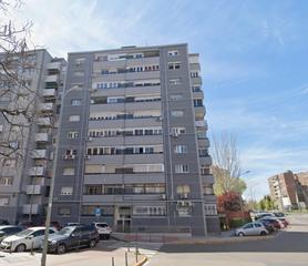 Etagenwohnung in Calle de Francia