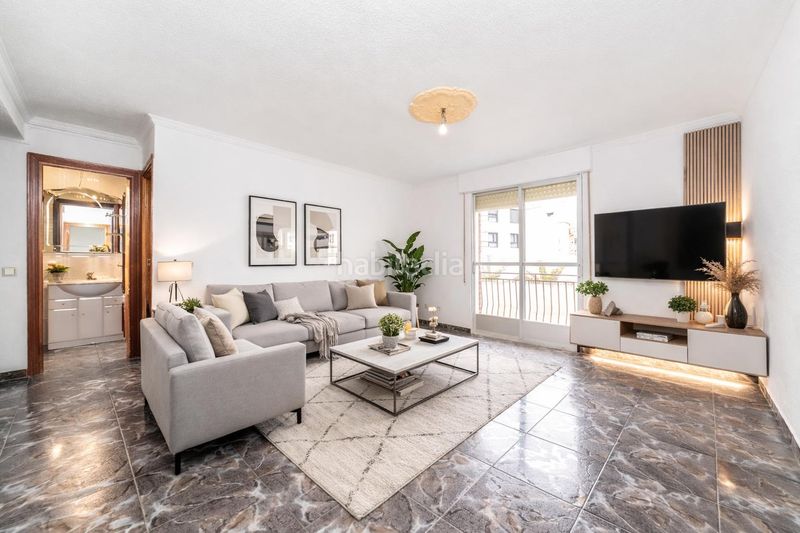 Foto 6a5585e2-b8f4-4d2c-b298-f05f6128f328. Piso  exterior con ascensor en Centro Fuenlabrada