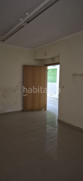 Foto 56b976bc-e51d-4b22-b5c8-dfe9840fc091. Local comercial a Centre Castelldefels